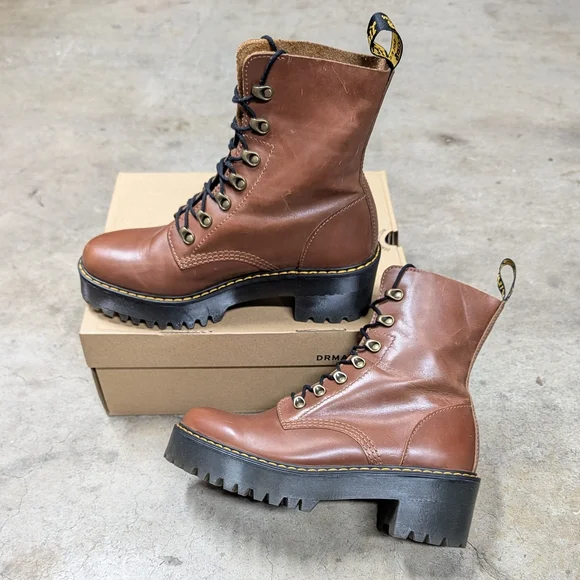 Dr. Martens Leona Platform Heeled Boots in Saddle Tan - Size 10 - Picture 10 of 10